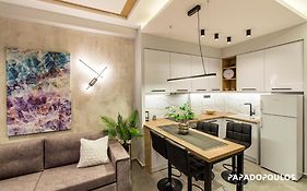 P Deluxe Suites 5
